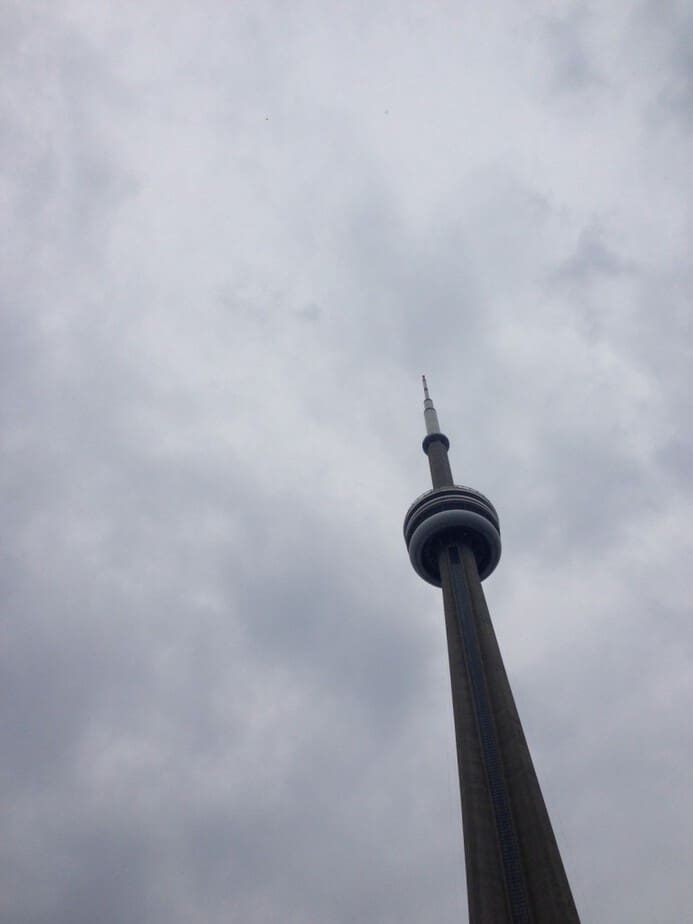 cn-tower-in-the-rain